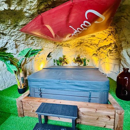 Gite - Petite Maison Proche Du Futuroscope Beaumont  Eksteriør bilde